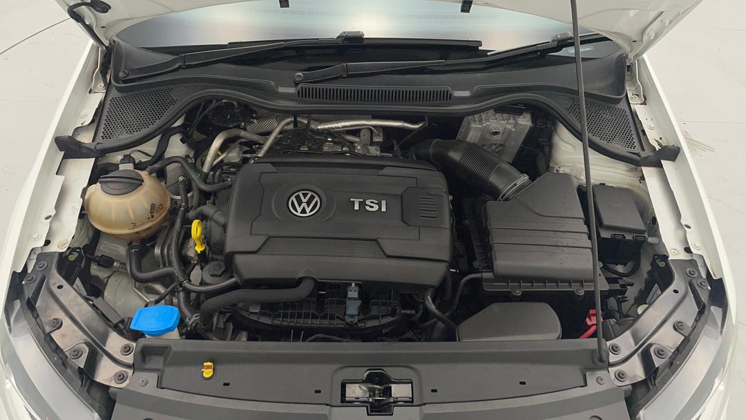 Open Bonnet (Engine)