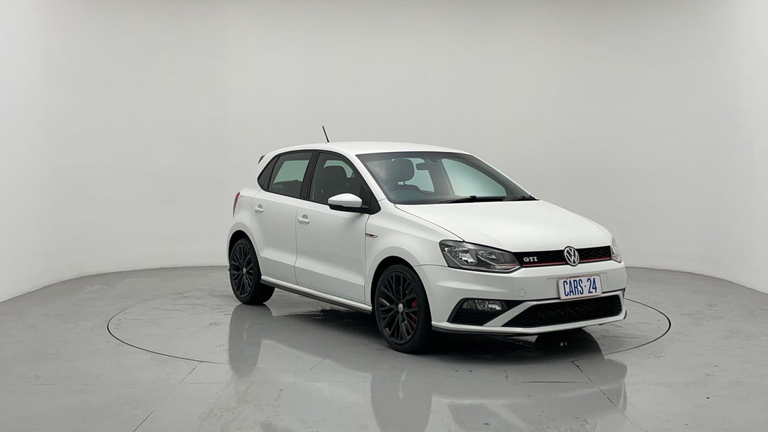 Right Front Diagonal (45- Degree) View