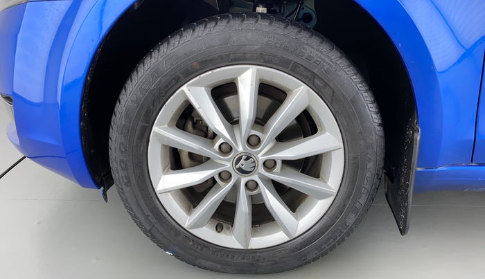 2014 Skoda Octavia ELEGANCE 2.0 TDI CR AT, Diesel, Automatic, 73,594 km, Left Front Wheel