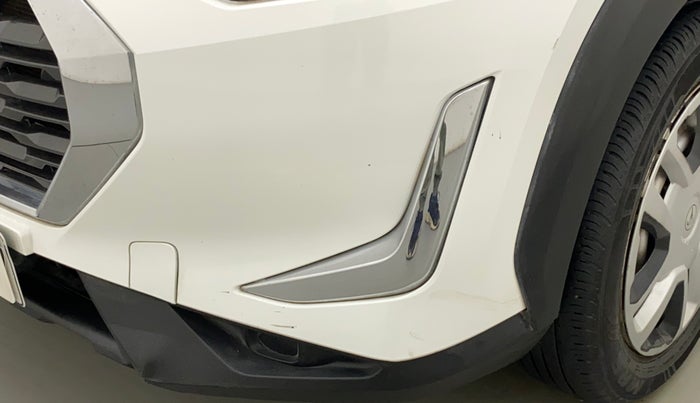 2023 Nissan MAGNITE XE, Petrol, Manual, 15,367 km, Front bumper - Minor scratches