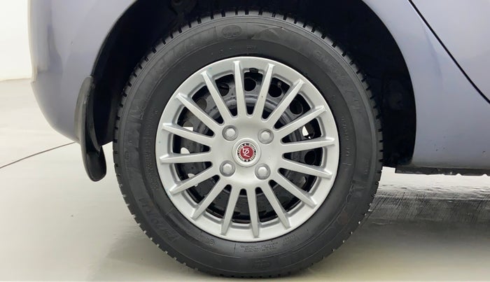 2011 Hyundai i20 MAGNA O 1.2, Petrol, Manual, 65,546 km, Right Rear Wheel