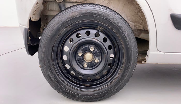 2016 Maruti Wagon R 1.0 VXI, Petrol, Manual, 50,673 km, Right Rear Wheel