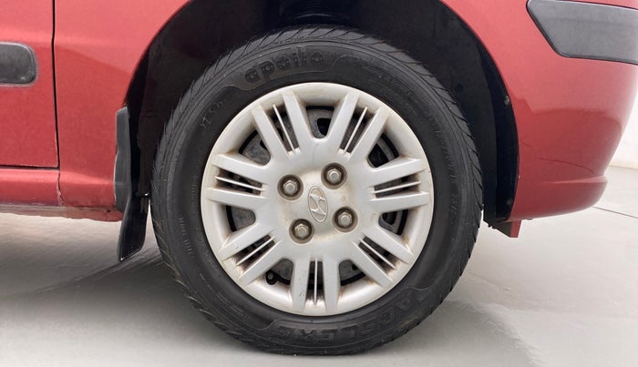 2012 Hyundai Santro Xing GLS, Petrol, Manual, 48,636 km, Right Front Wheel