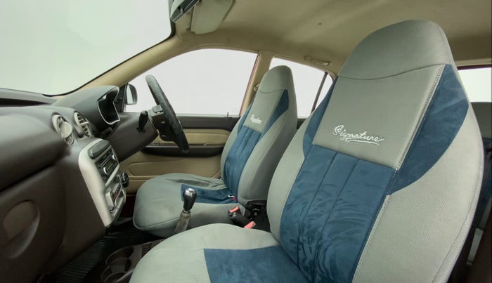 2012 Hyundai Santro Xing GLS, Petrol, Manual, 48,636 km, Right Side Front Door Cabin