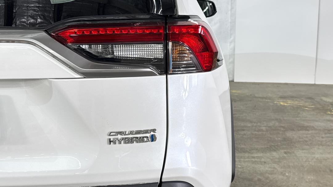 2023 Toyota RAV4 Cruiser (2WD) Hybrid, Automatic, 27469 km, Badge (Boot Right Side)