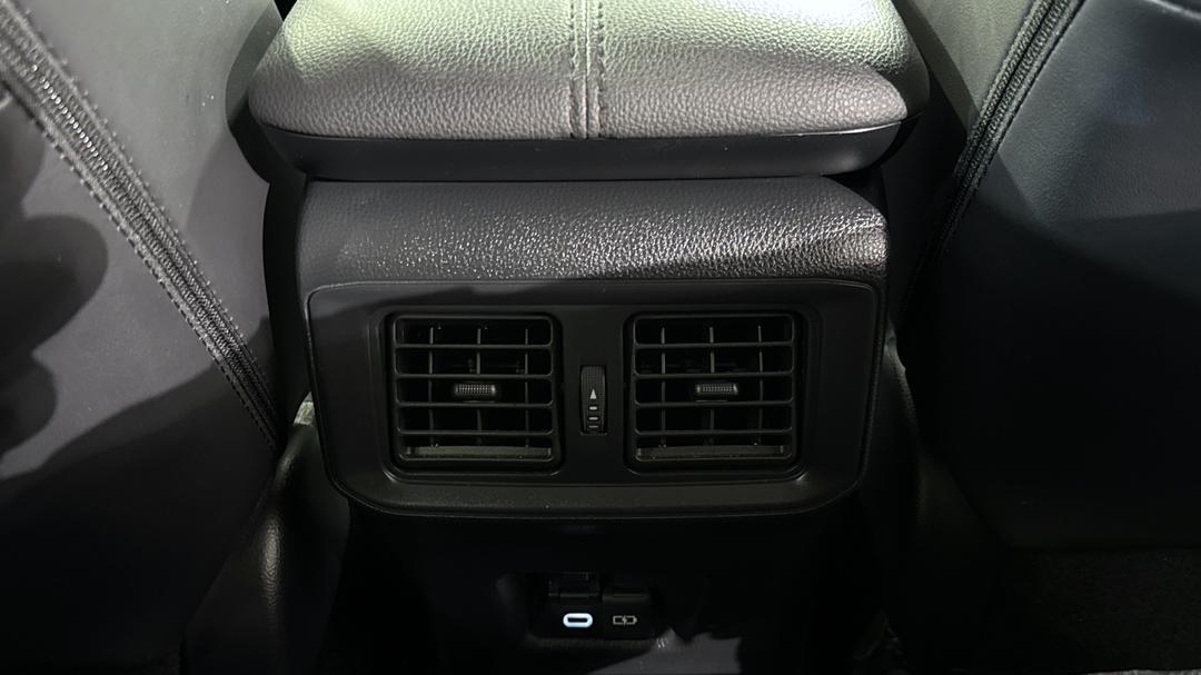 2023 Toyota RAV4 Cruiser (2WD) Hybrid, Automatic, 27469 km, Rear A/C Vent