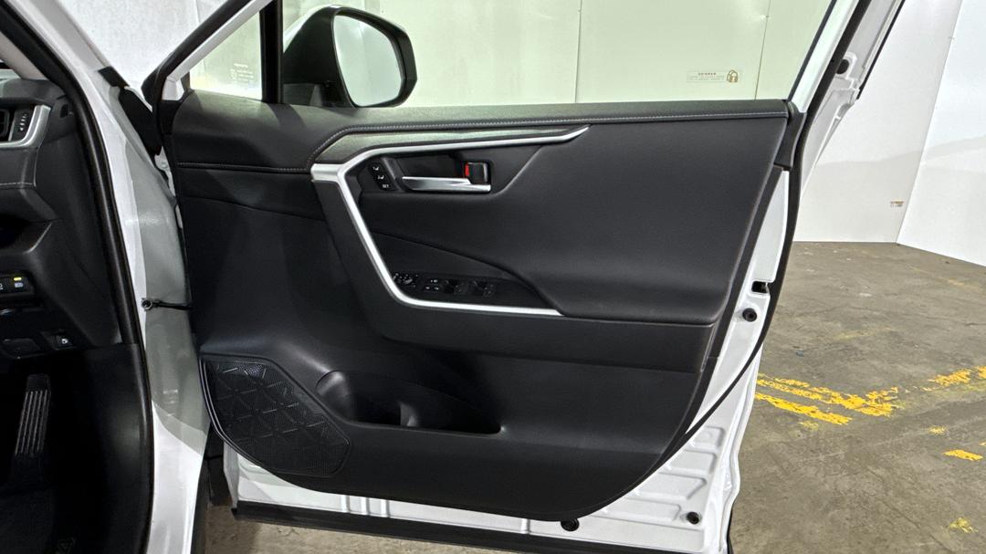 2023 Toyota RAV4 Cruiser (2WD) Hybrid, Automatic, 27469 km, Speaker View