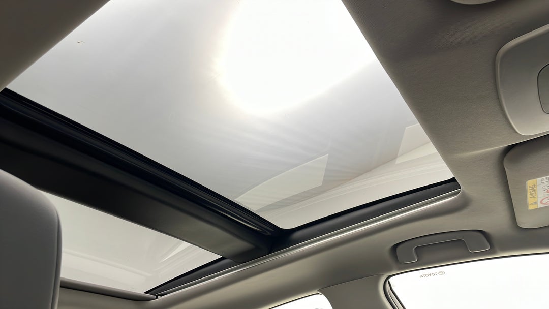 Interior Sunroof/Moonroof