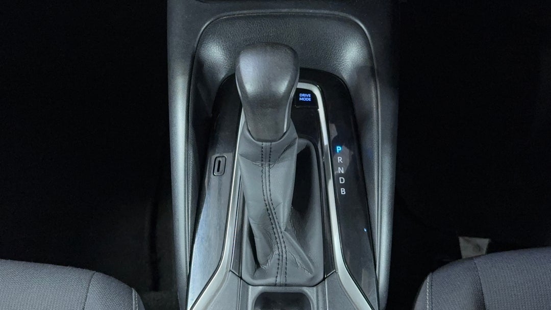 2019 Toyota Corolla Ascent Sport Hybrid, Automatic, 90686 km, Gear Lever 