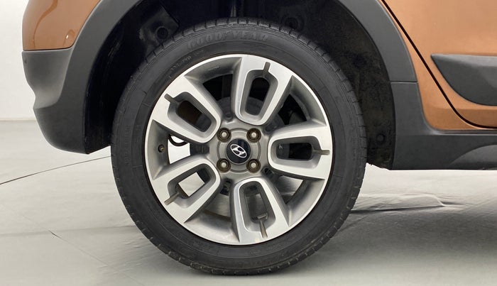 2016 Hyundai i20 Active 1.2 SX, Petrol, Manual, 20,540 km, Right Rear Wheel