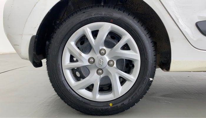 2019 Hyundai Grand i10 MAGNA 1.2 KAPPA VTVT, Petrol, Manual, 19,964 km, Right Rear Wheel