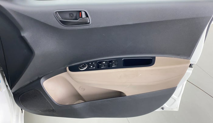 2019 Hyundai Grand i10 MAGNA 1.2 KAPPA VTVT, Petrol, Manual, 19,964 km, Driver Side Door Panels Control