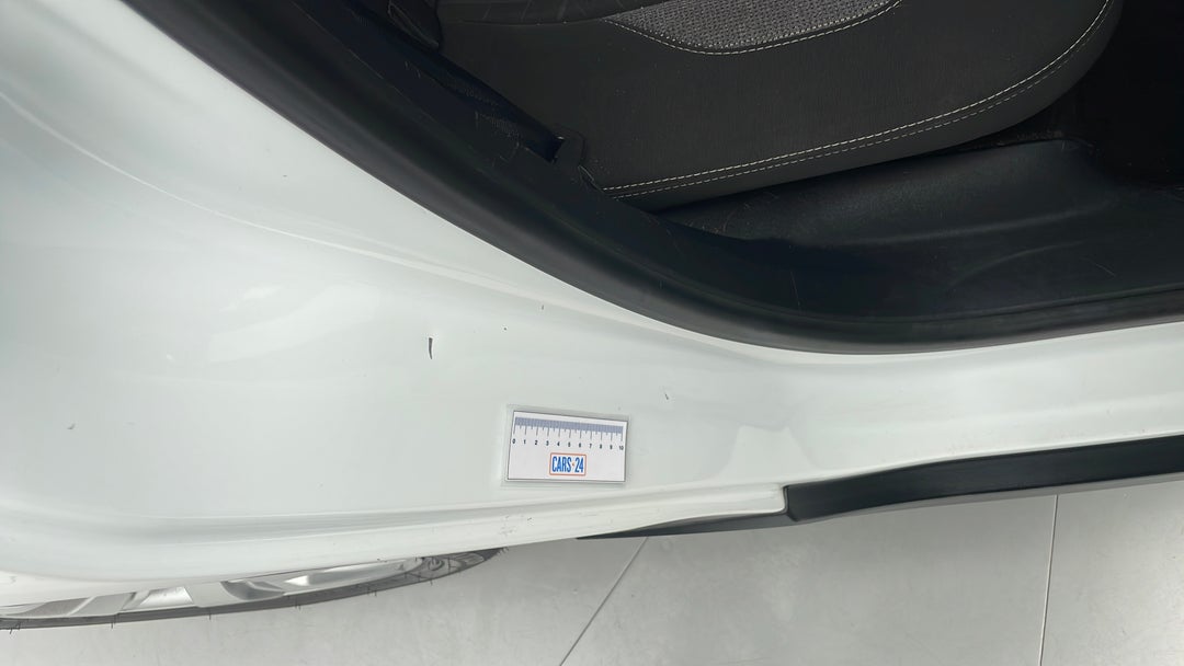 Door Sills Rear RHS Dent