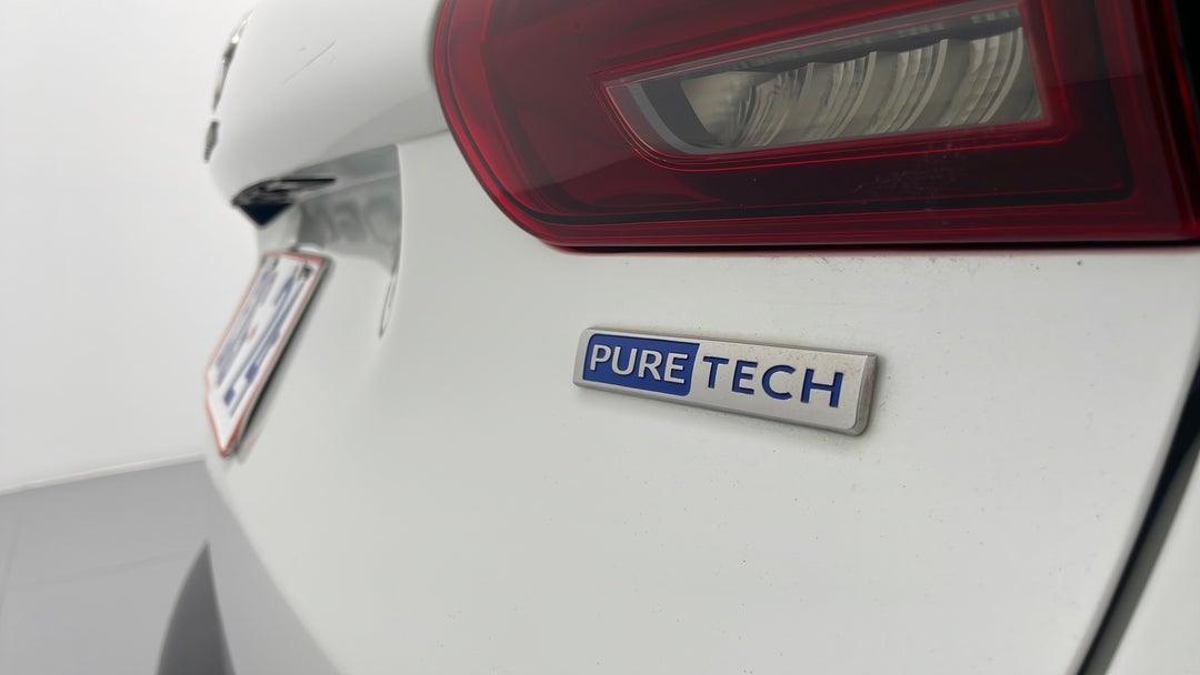 Badge (Boot Right Side)