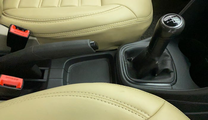 2011 Volkswagen Polo TRENDLINE 1.2L PETROL, Petrol, Manual, 62,890 km, Gear Lever