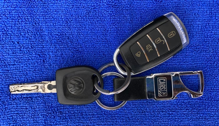 2011 Volkswagen Polo TRENDLINE 1.2L PETROL, Petrol, Manual, 62,890 km, Key Close Up