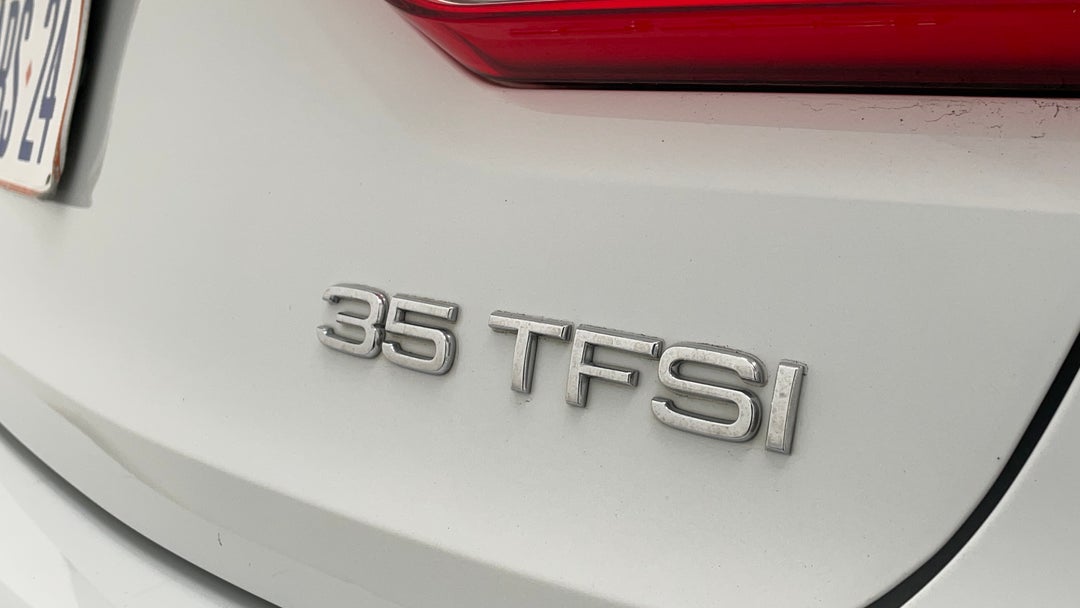 Badge (Boot Right Side)