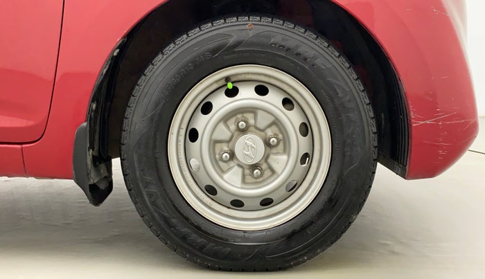 2015 Hyundai Eon ERA +, Petrol, Manual, 16,870 km, Right Front Wheel
