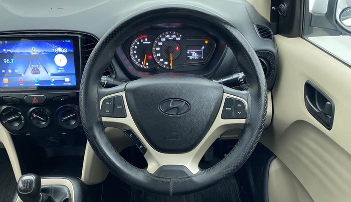2020 Hyundai NEW SANTRO 1.1 MAGNA MT, Petrol, Manual, 32,461 km, Steering Wheel Close Up