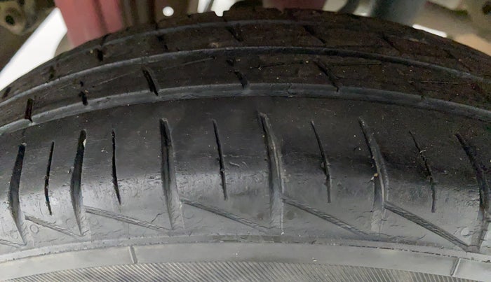 2019 Maruti Alto VXI, Petrol, Manual, 36,583 km, Right Rear Tyre Tread