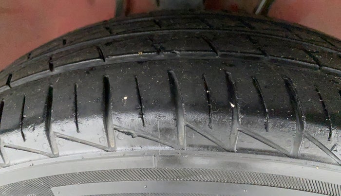 2019 Maruti Alto VXI, Petrol, Manual, 36,583 km, Right Front Tyre Tread