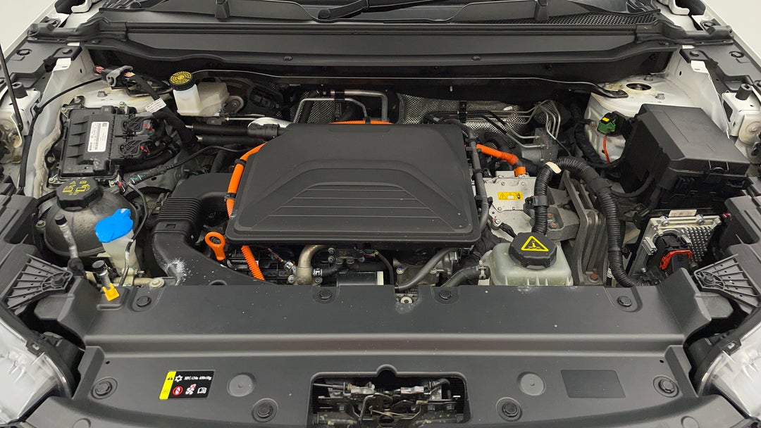 Open Bonnet (Engine)