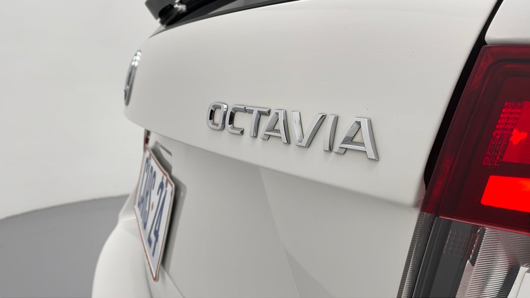 Badge (Boot Right Side)