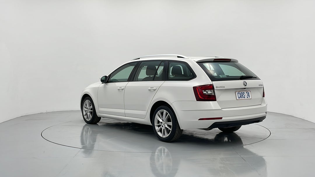 Left Back Diagonal (45- Degree) View