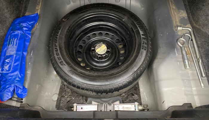2015 Honda City V MT PETROL, Petrol, Manual, 65,973 km, Spare Tyre