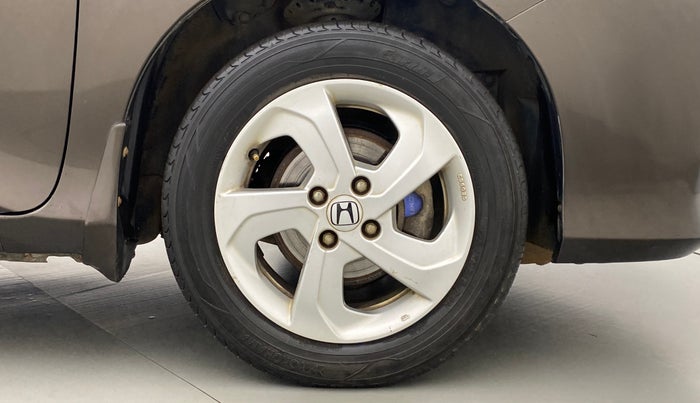 2015 Honda City V MT PETROL, Petrol, Manual, 65,973 km, Right Front Wheel