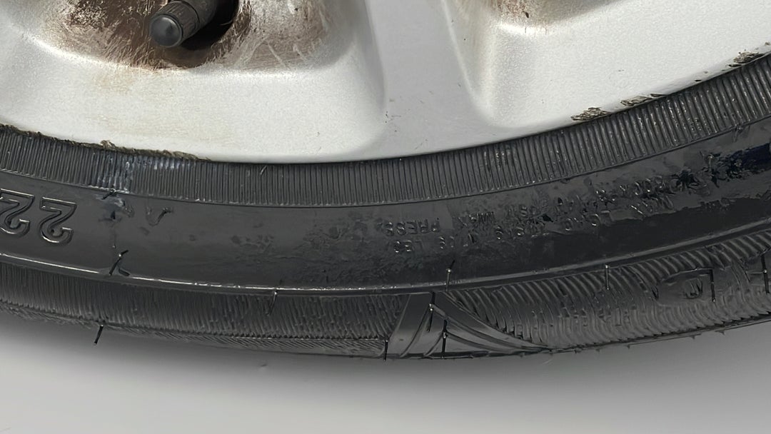 2016 Jeep Cherokee Longitude (4x4), Automatic, 93303 km, Wheels Rim Front LHS Scratch