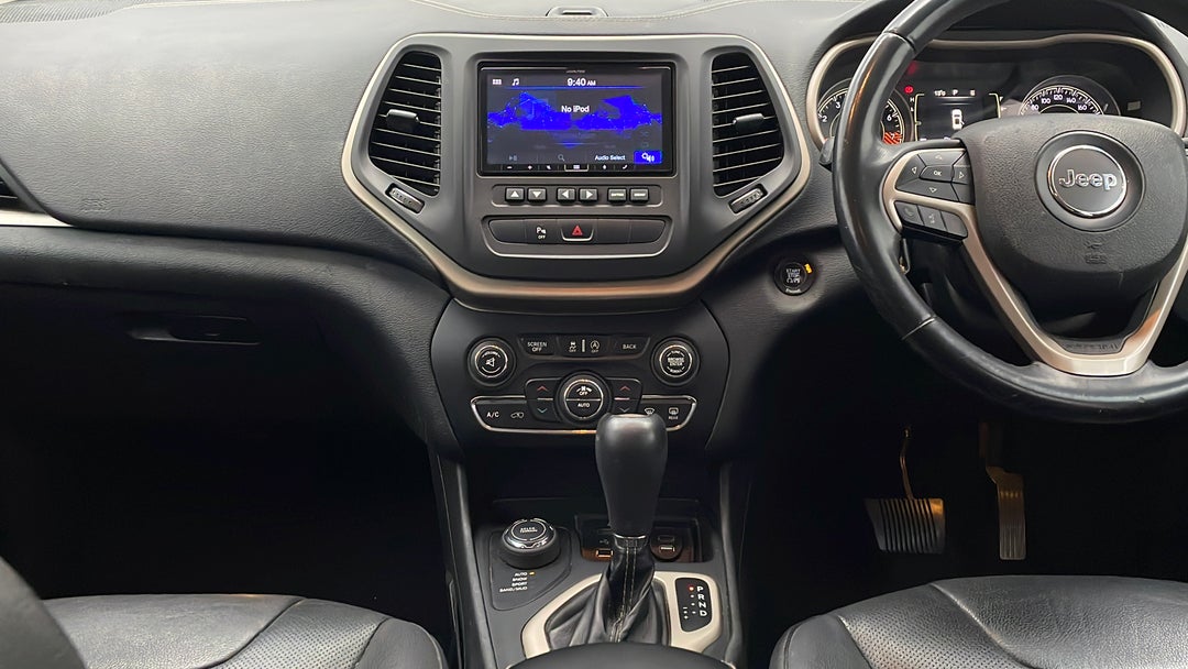 2016 Jeep Cherokee Longitude (4x4), Automatic, 93303 km, Center Console