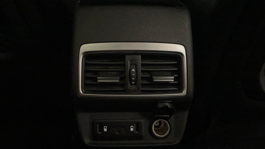 Rear A/C Vent