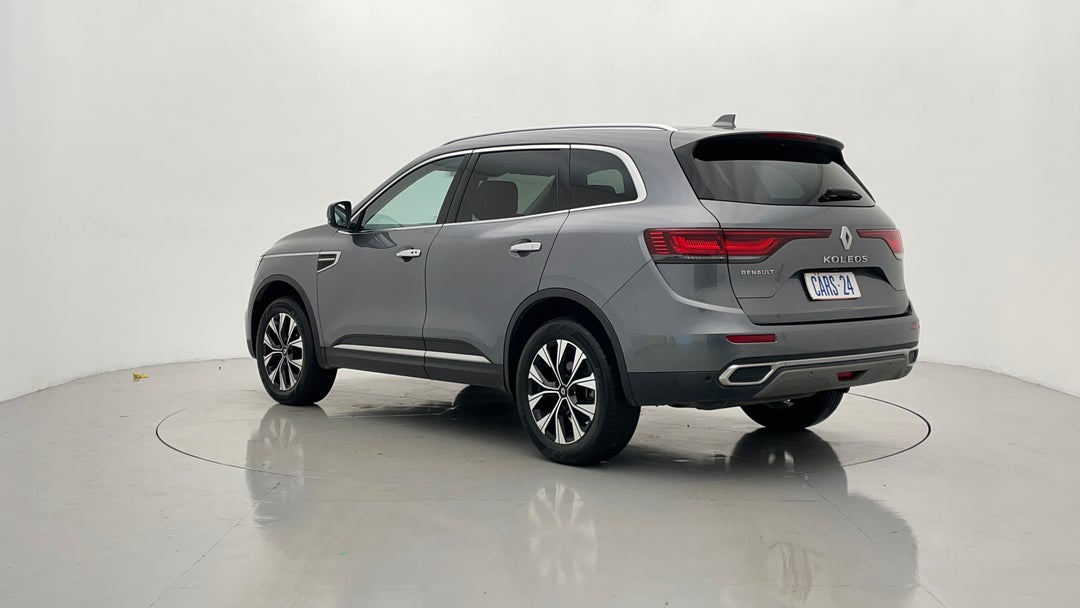 Left Back Diagonal (45- Degree) View