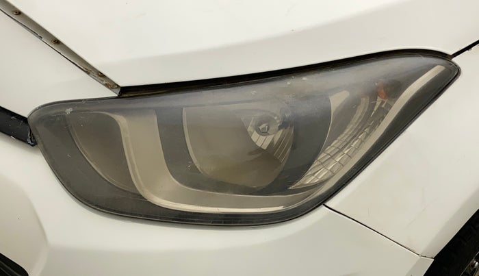 2013 Hyundai i20 MAGNA (O) 1.2, Petrol, Manual, 70,894 km, Left headlight - Minor scratches