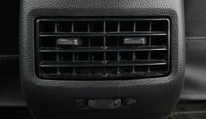 2018 Hyundai Elite i20 ASTA 1.2, Petrol, Manual, 59,857 km, Rear AC Vents