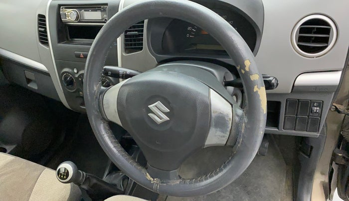 2011 Maruti Wagon R 1.0 LXI, Petrol, Manual, 55,061 km, Steering wheel - If minor faded then Green,Yellow in case of major
