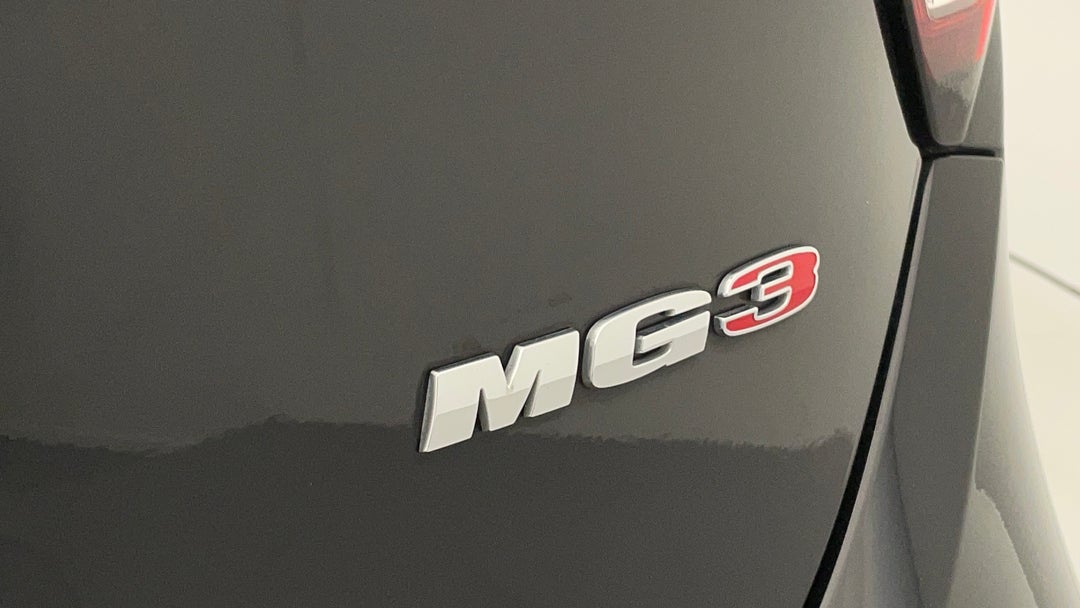 Badge (Boot Right Side)