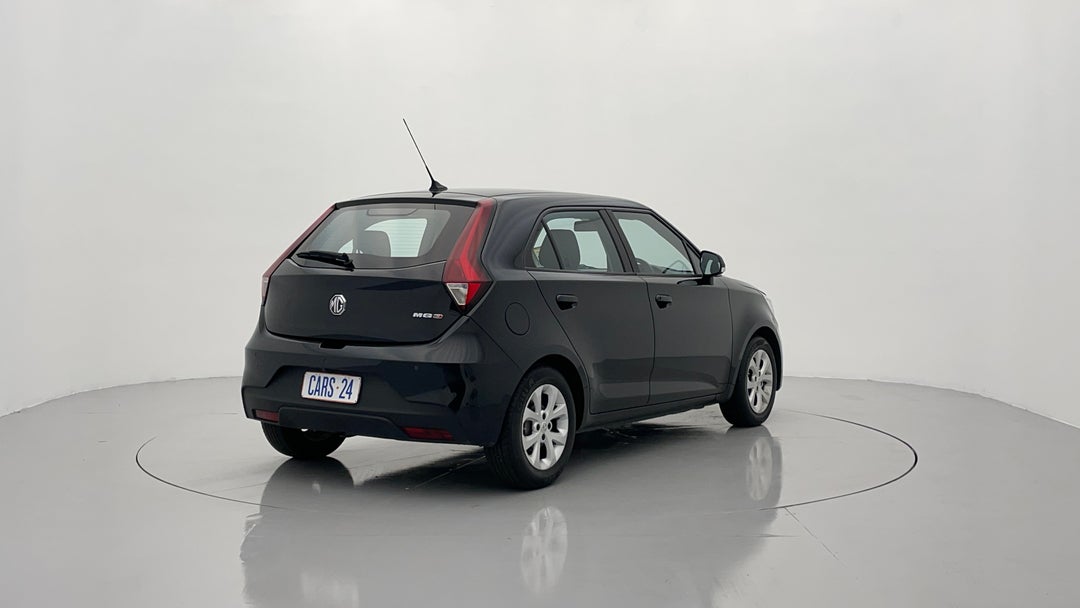 Right Back Diagonal (45- Degree) View