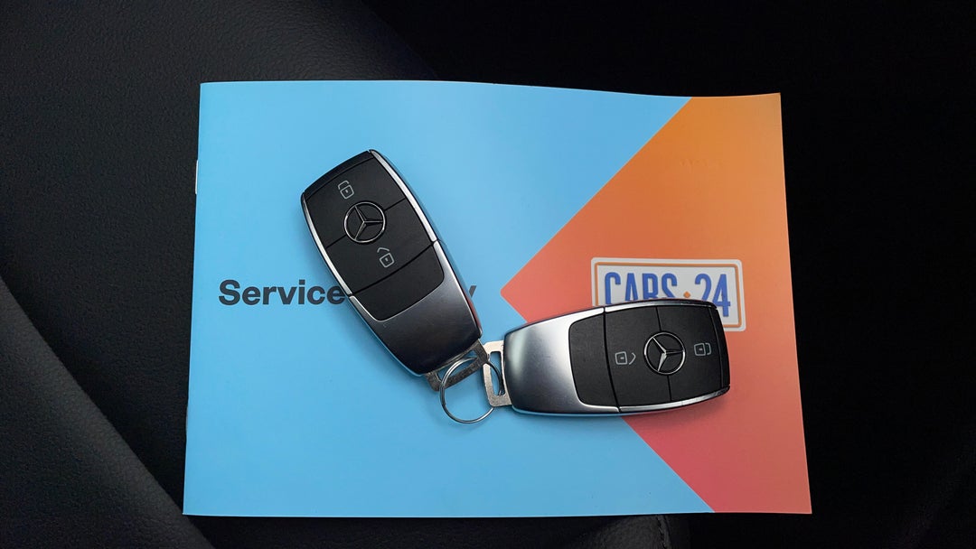 2022 Mercedes-benz A180 A180, Automatic, 22653 km, Key Close-up