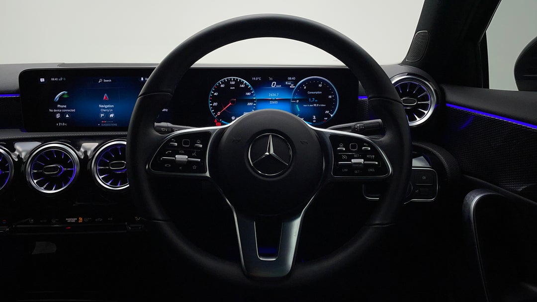2022 Mercedes-benz A180 A180, Automatic, 22653 km, Steering Wheel Close-up