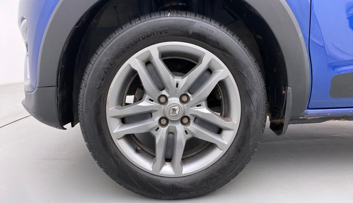 2019 Renault TRIBER 1.0 RXZ, Petrol, Manual, 32,275 km, Left Front Wheel