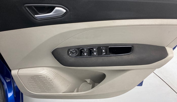 2019 Renault TRIBER 1.0 RXZ, Petrol, Manual, 32,275 km, Driver Side Door Panels Control