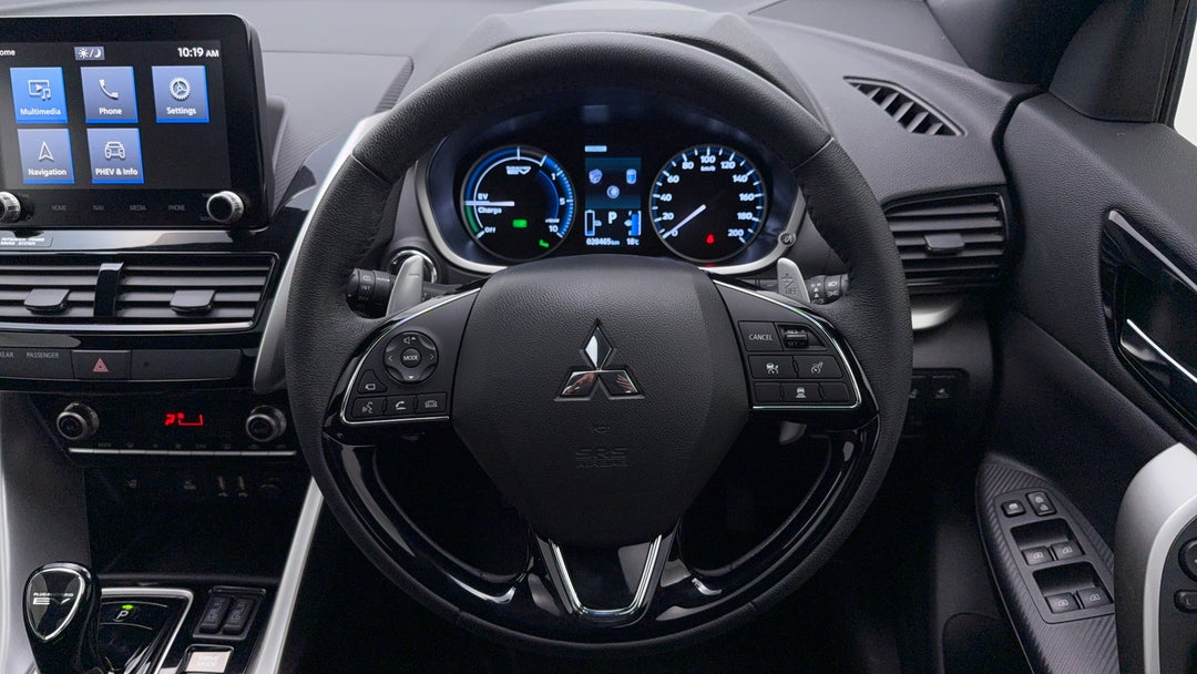 2023 Mitsubishi Eclipse Cross Exceed Phev (AWD), Automatic, 28465 km, Steering Wheel Close-up