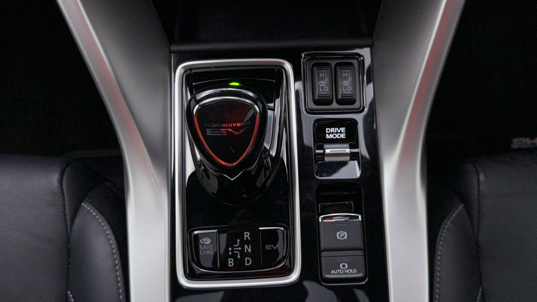 2023 Mitsubishi Eclipse Cross Exceed Phev (AWD), Automatic, 28465 km, Gear Lever 