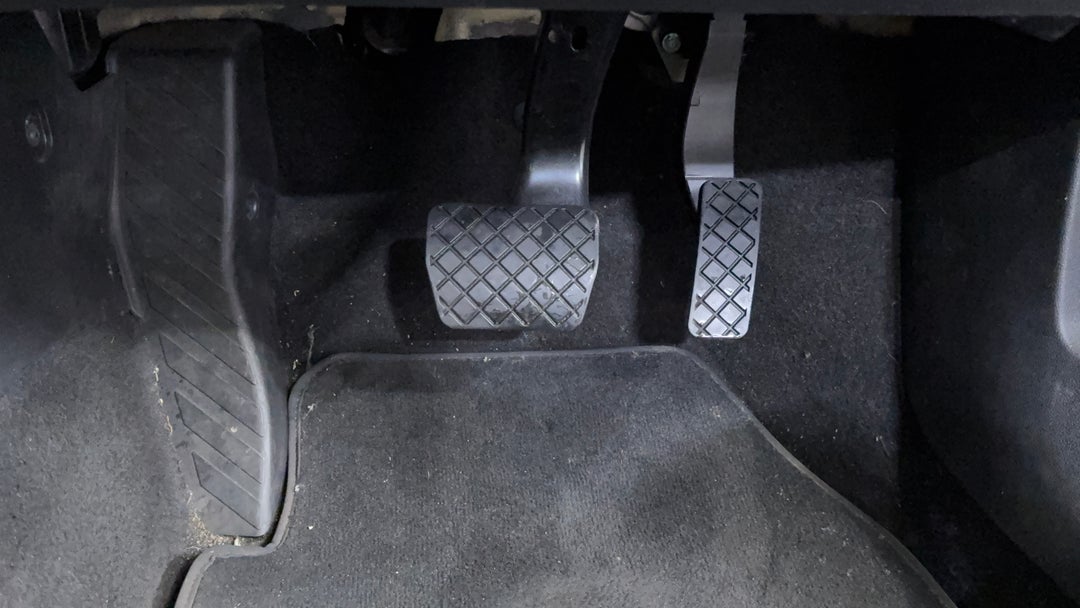 Pedals and Footmat