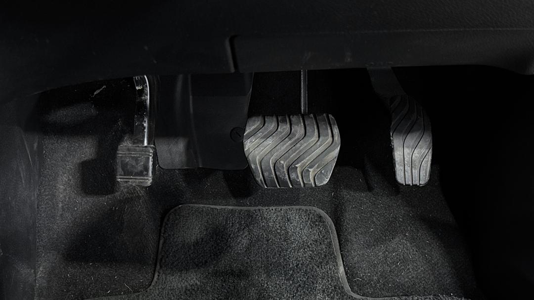 2021 Nissan X-trail St (2WD), Automatic, 59729 km, Pedals and Footmat