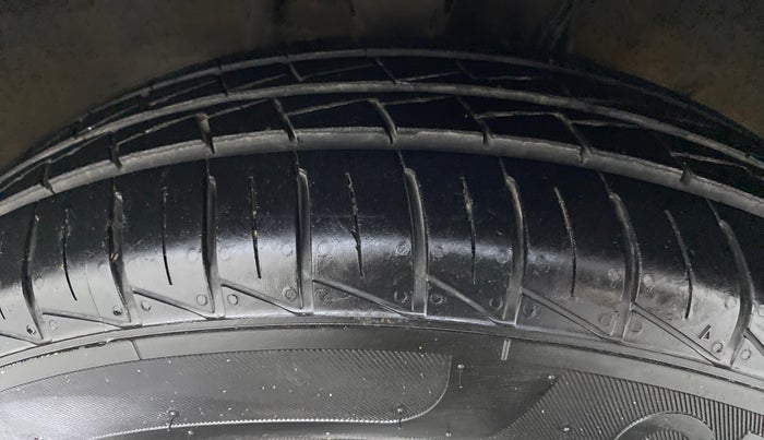 2019 Maruti Alto LXI, Petrol, Manual, 8,568 km, Right Front Tyre Tread