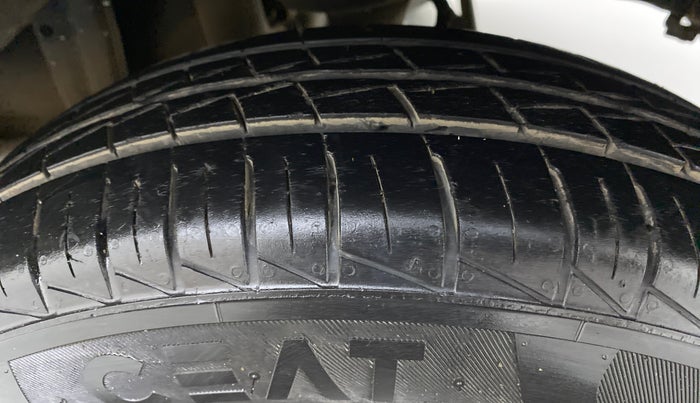 2019 Maruti Alto LXI, Petrol, Manual, 8,568 km, Left Rear Tyre Tread