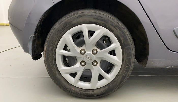 2018 Hyundai Grand i10 SPORTZ 1.2 KAPPA VTVT, CNG, Manual, 47,253 km, Right Rear Wheel
